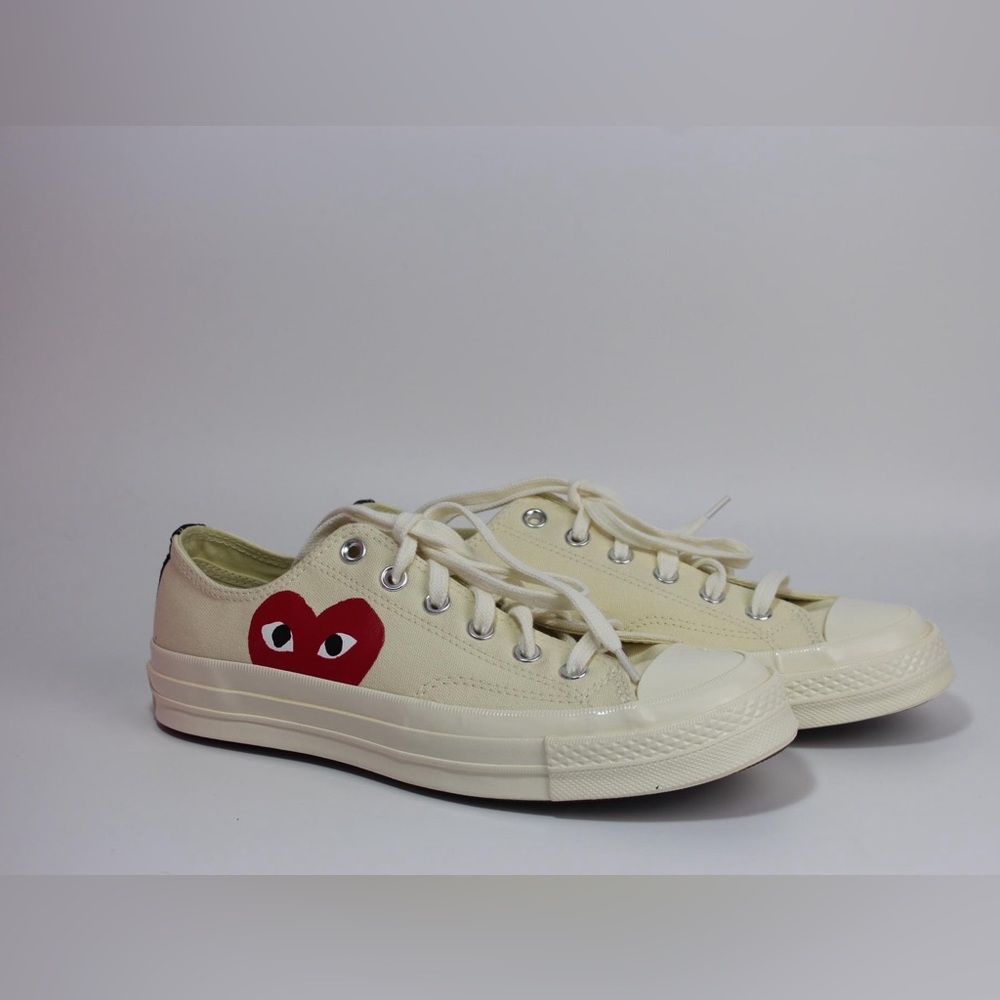 COMME des GARCONS play Converse